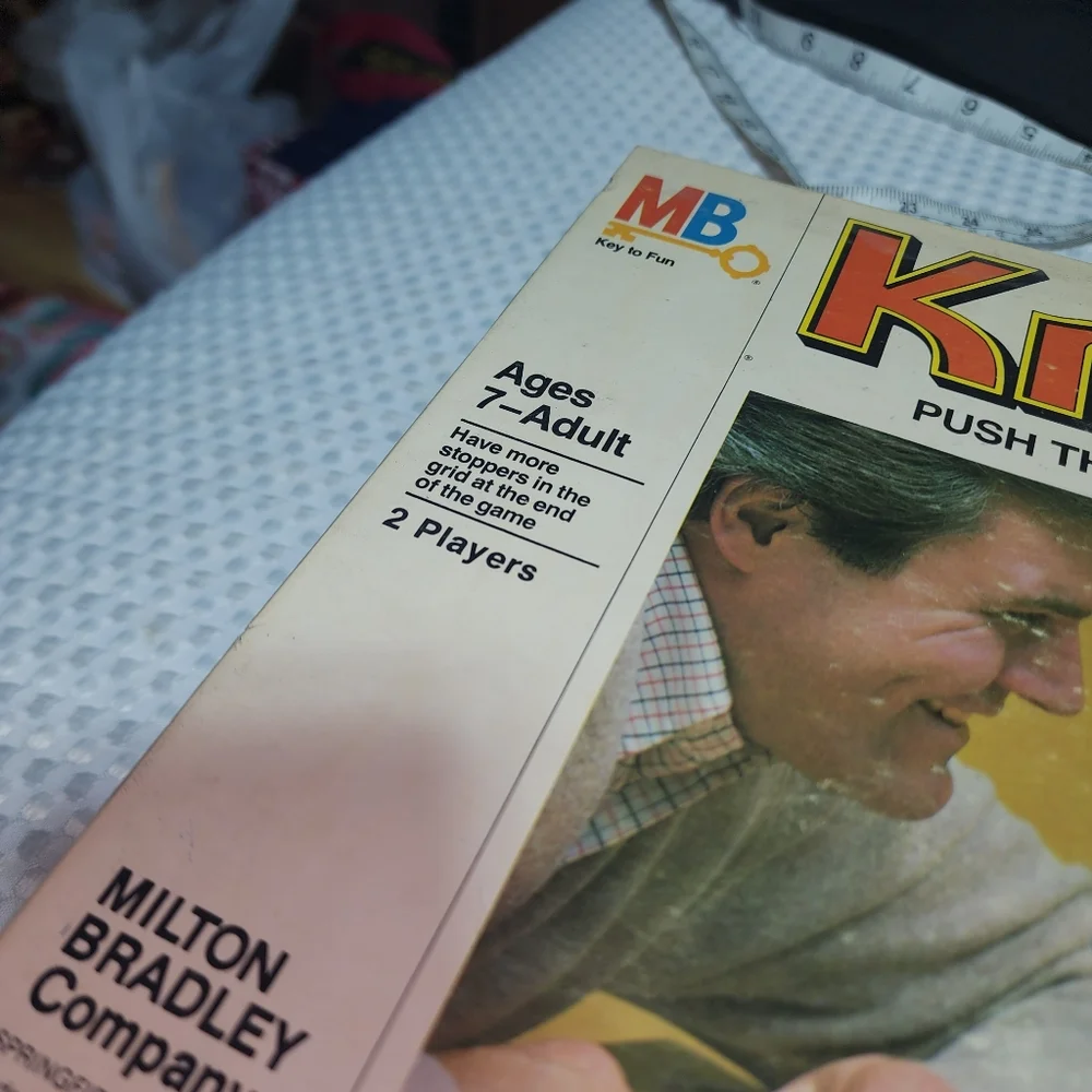MILTON BRADLEY EUC VINTAGE 1978 KNOCK OUT GAME